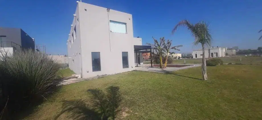 Casa En Venta En Guernica 5