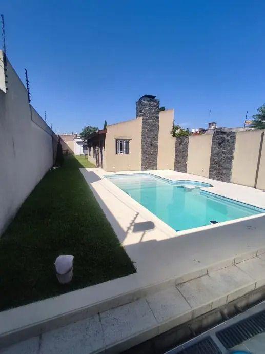 Foto de Casa 550mts Fondo Piscina Cochera Vs Autos Venta Ramos Mejia, imagen 2