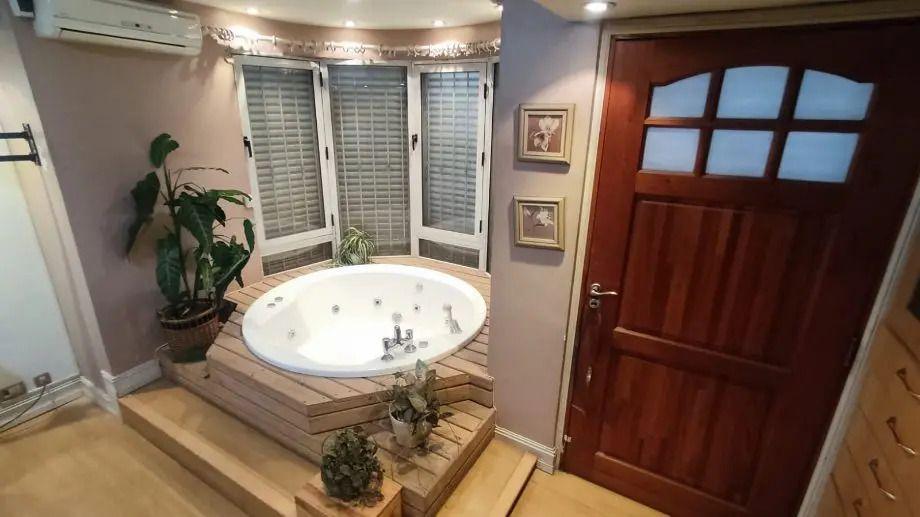 Foto de Casa 5 Ambientes Fondo Pileta Cochera Venta Ramos Mejia, imagen 3