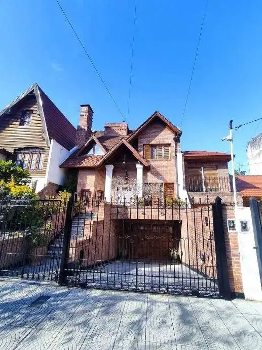 Casa En Venta En Ramos Mejia Sur 2