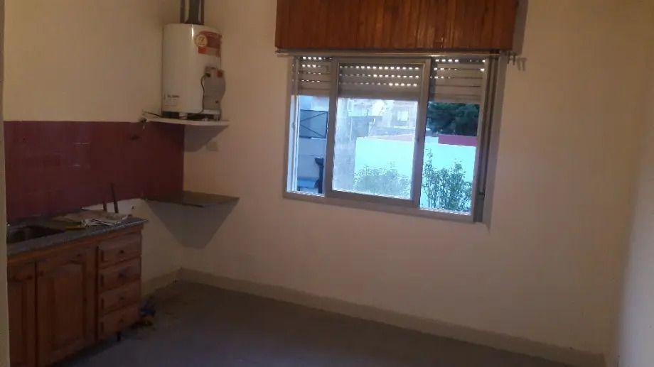 Casa Con Departamento En Venta En Ramos Mejia Sur