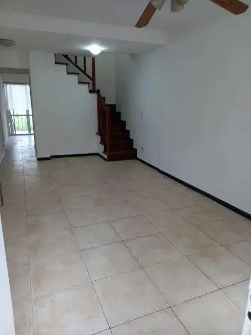 Duplex En Venta En El Palomar 5