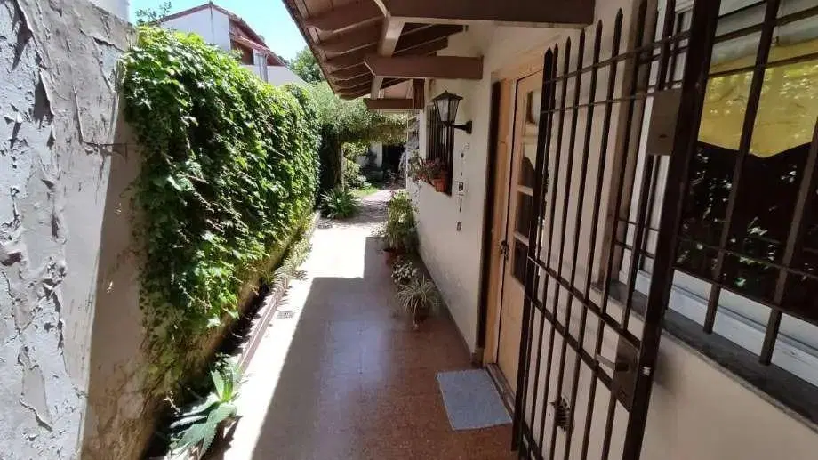 Chalet En Venta En Villa Sarmiento 3