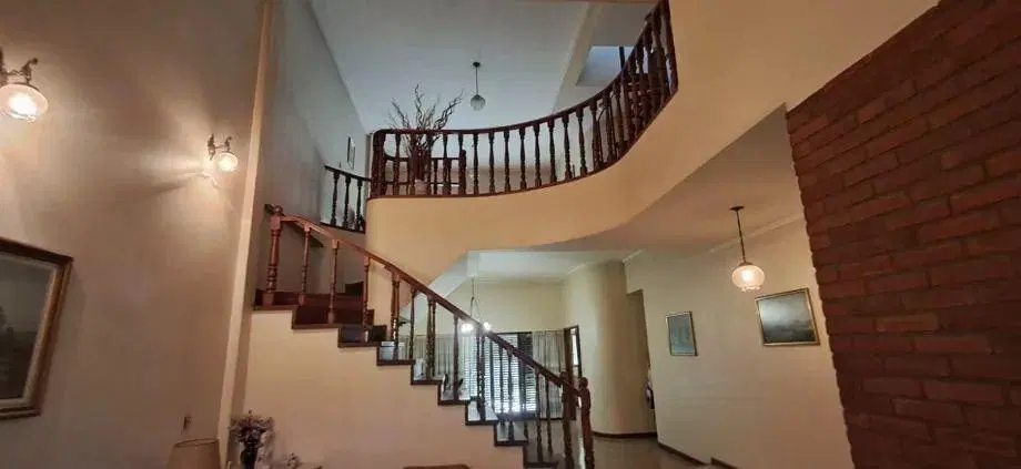 Chalet En Venta En Villa Sarmiento 5