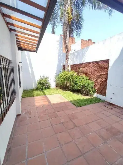 Casa Venta 4 Ambientes Cochera 2 Baños Zona Residencial Ramos Mejia 4
