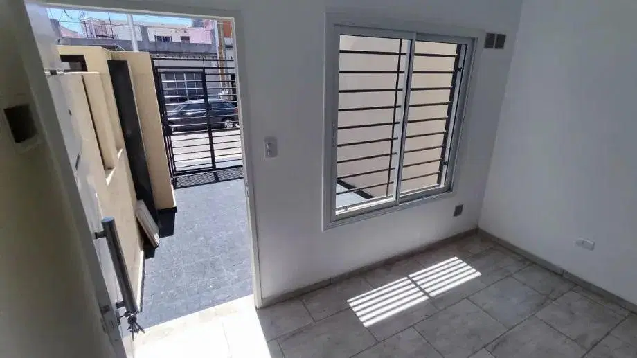 Departamento En Venta En Ramos Mejia Sur 3