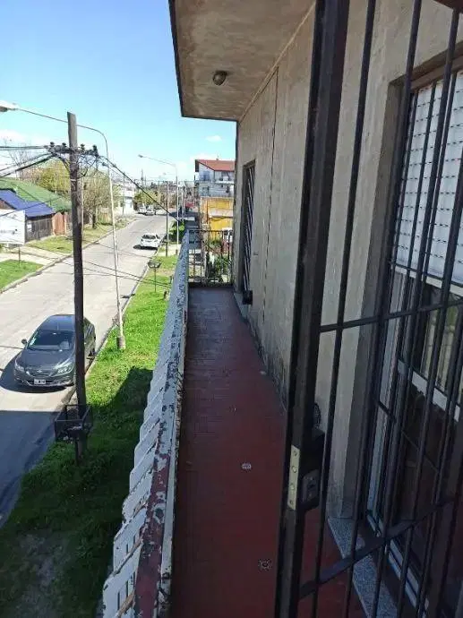Casa Para 2 Familias En Venta En Isidro Casanova 2