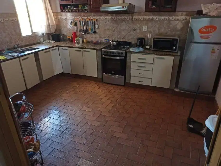 Casa Para 2 Familias En Venta En Isidro Casanova 1