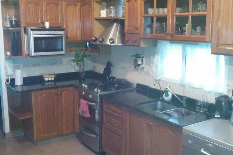 Casa En Venta En Ramos Mejia 3
