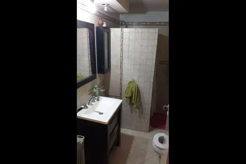 Casa En Venta En Villa Luzuriaga 3