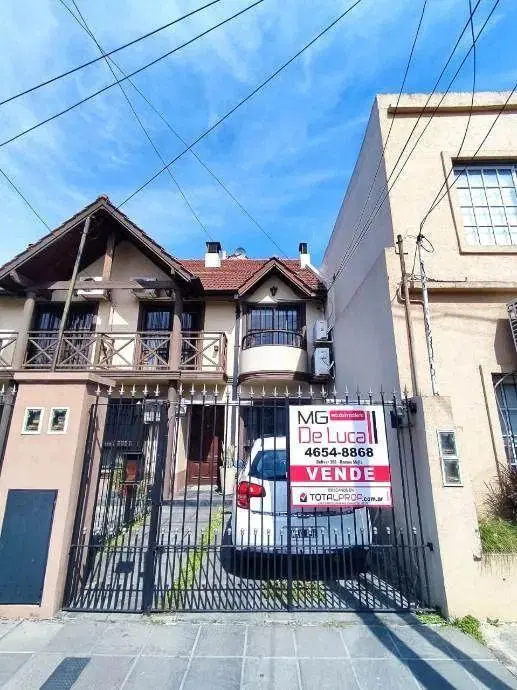 Triplex 5 Amb 4 Baños Cochera Fondo Venta Ramos Mejia 5