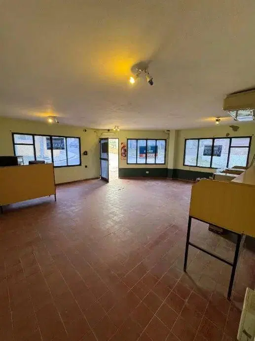 Local En Venta En Victoria 4
