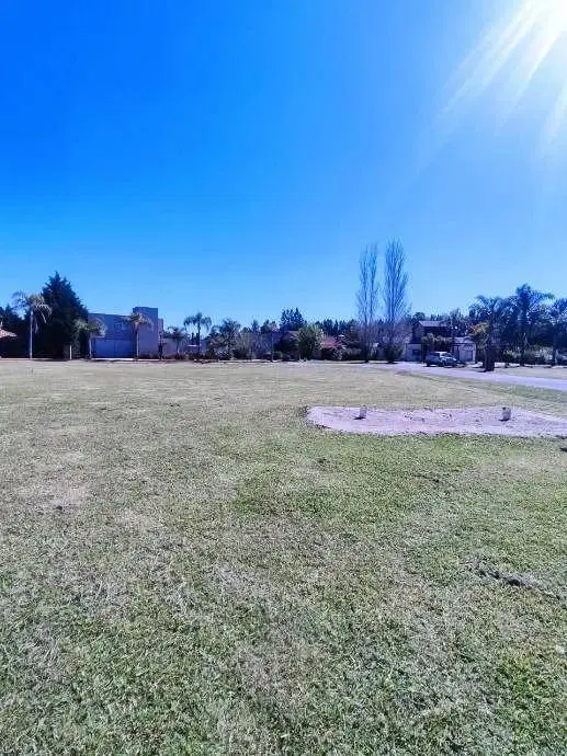 LOTE OPORTUNIDAD VENTA BARRIO CERRADO CANNING 1300MTS ESCRITURADO 8