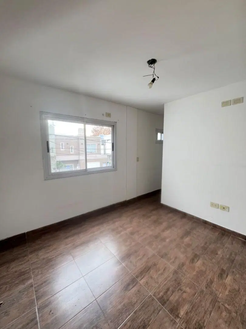 Departamento 2 ambientes. | Rio Negro al 300 2