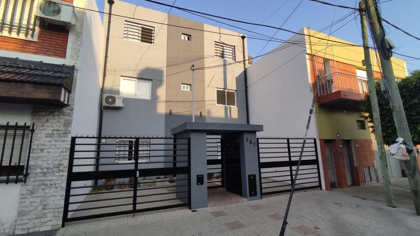 Departamento 2 ambientes. | Rio Negro al 300