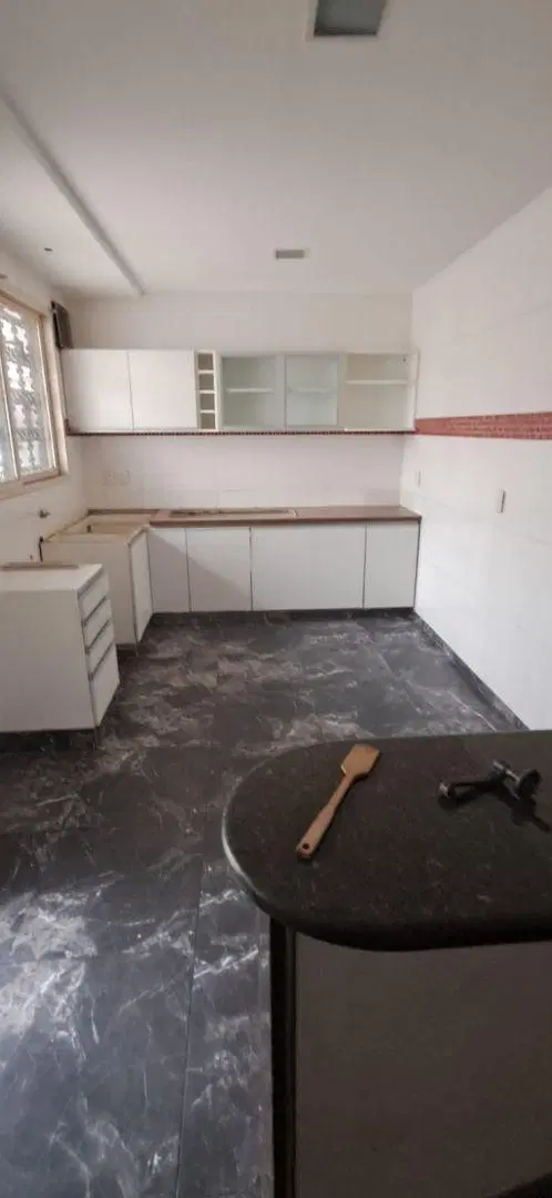 Casa 7 ambientes o mas. | Maipu al 300 5