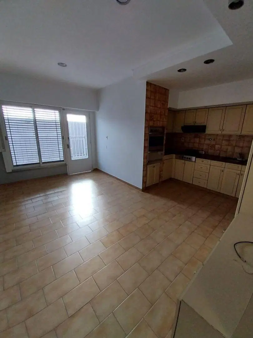Casa 3 ambientes. | Acha al 400 1