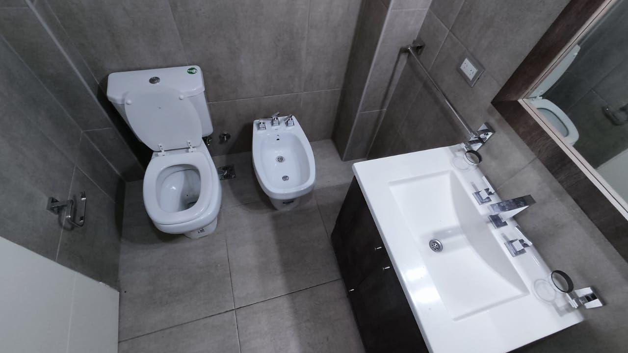 Foto de Departamento 2 amb Venta En Ramos Mejia, imagen 1
