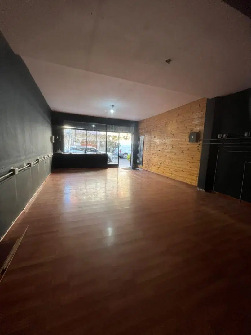 Local comercial Ramos Mejia Centro Alquiler 1