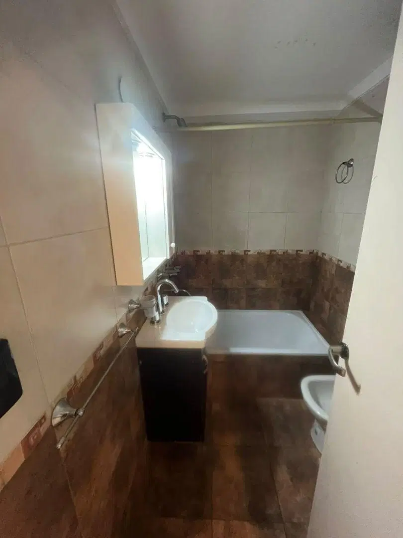 hermoso depto 2 amb con balcon amplio y luminoso - $500.000 8