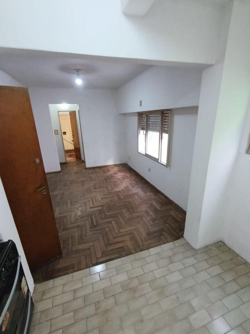 Foto de Departamento 2 amb centrico Alquiler Ramos Mejia, imagen 3