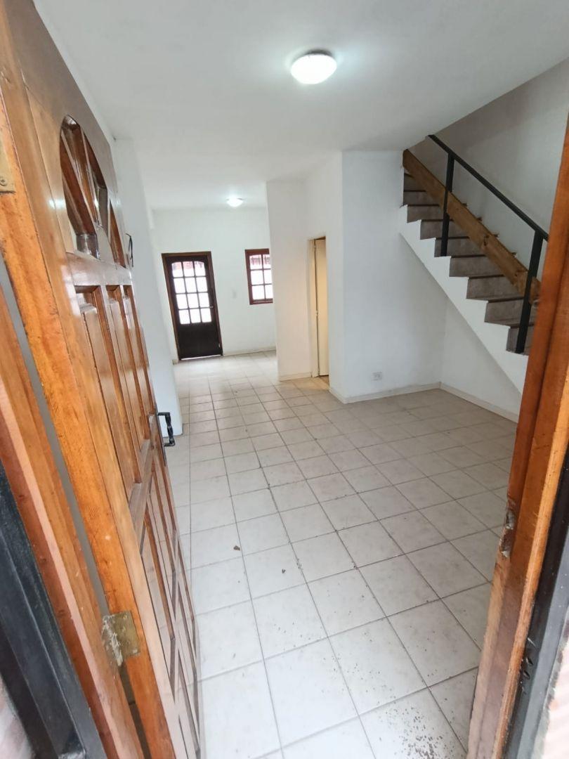 Foto de Duplex 3 ambientes Frente Patio Alquiler Ramos Mejia, imagen 4