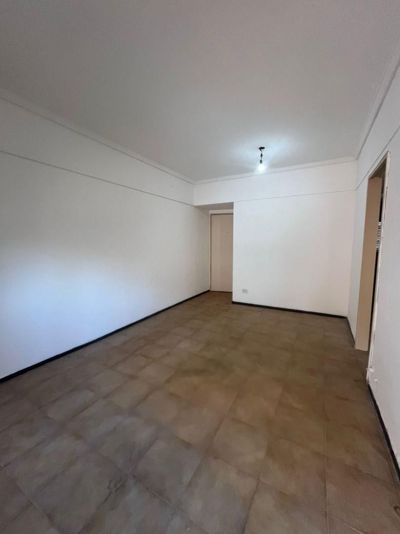 Foto de Depto. 3 amb Centrico Muy luminoso- $500.000, imagen 1