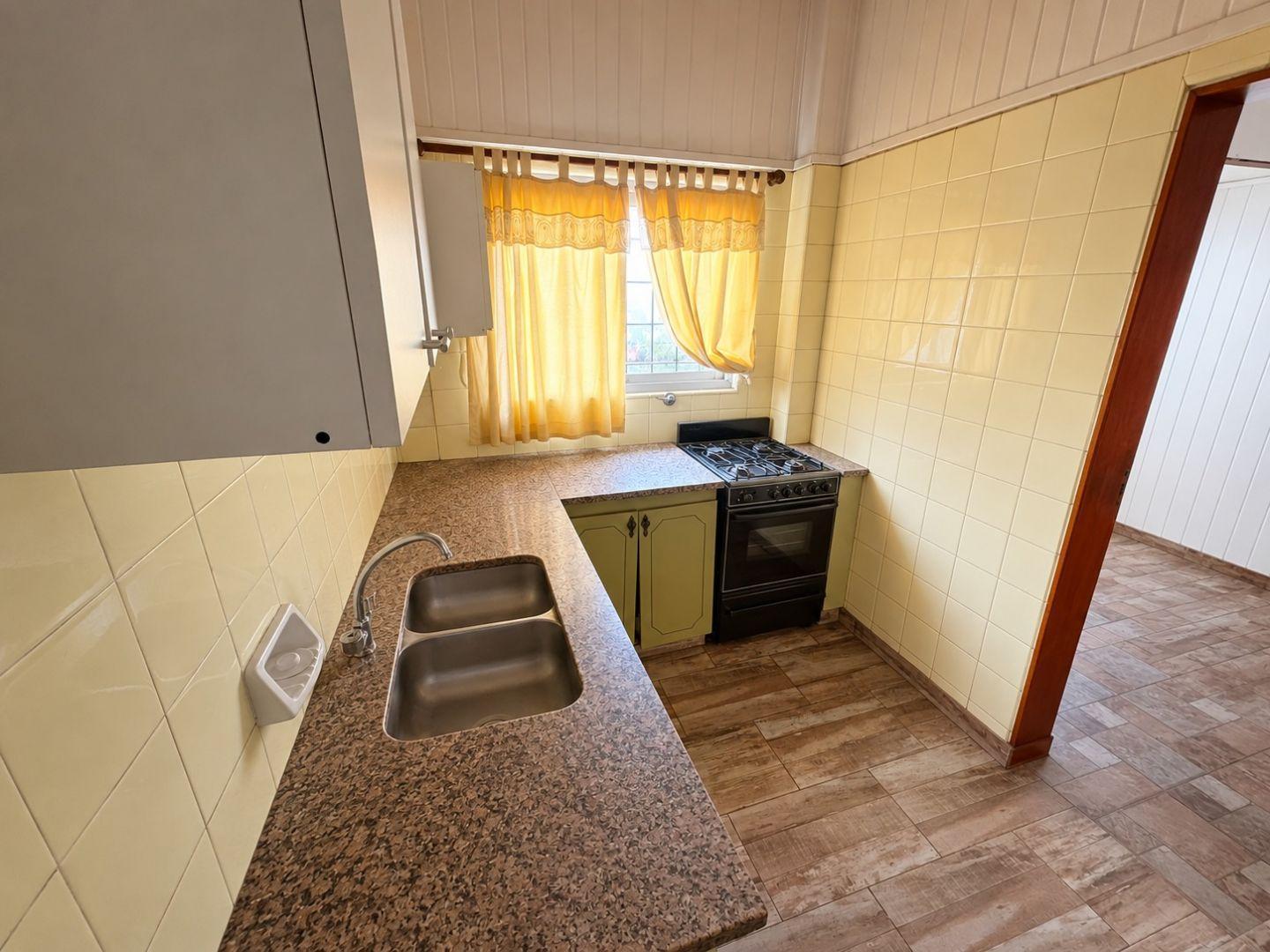 Foto de Casa 3 ambientes Cochera Patio Terraza Venta Ramos Mejia, imagen 5