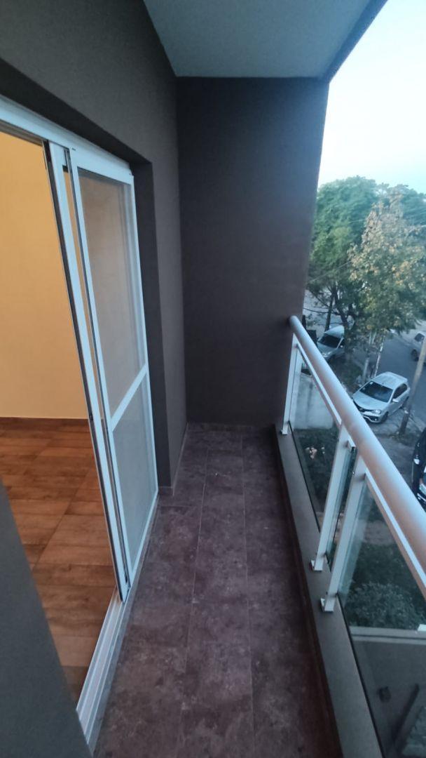 Foto de Departamento 2 ambientes Frente Balcon Alquiler Ramos Mejia, imagen 5