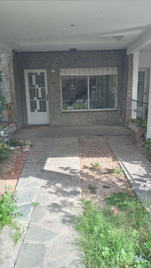 Foto de Casa 3 ambientes 2 baños cochera Venta Ramos Mejia, imagen 2