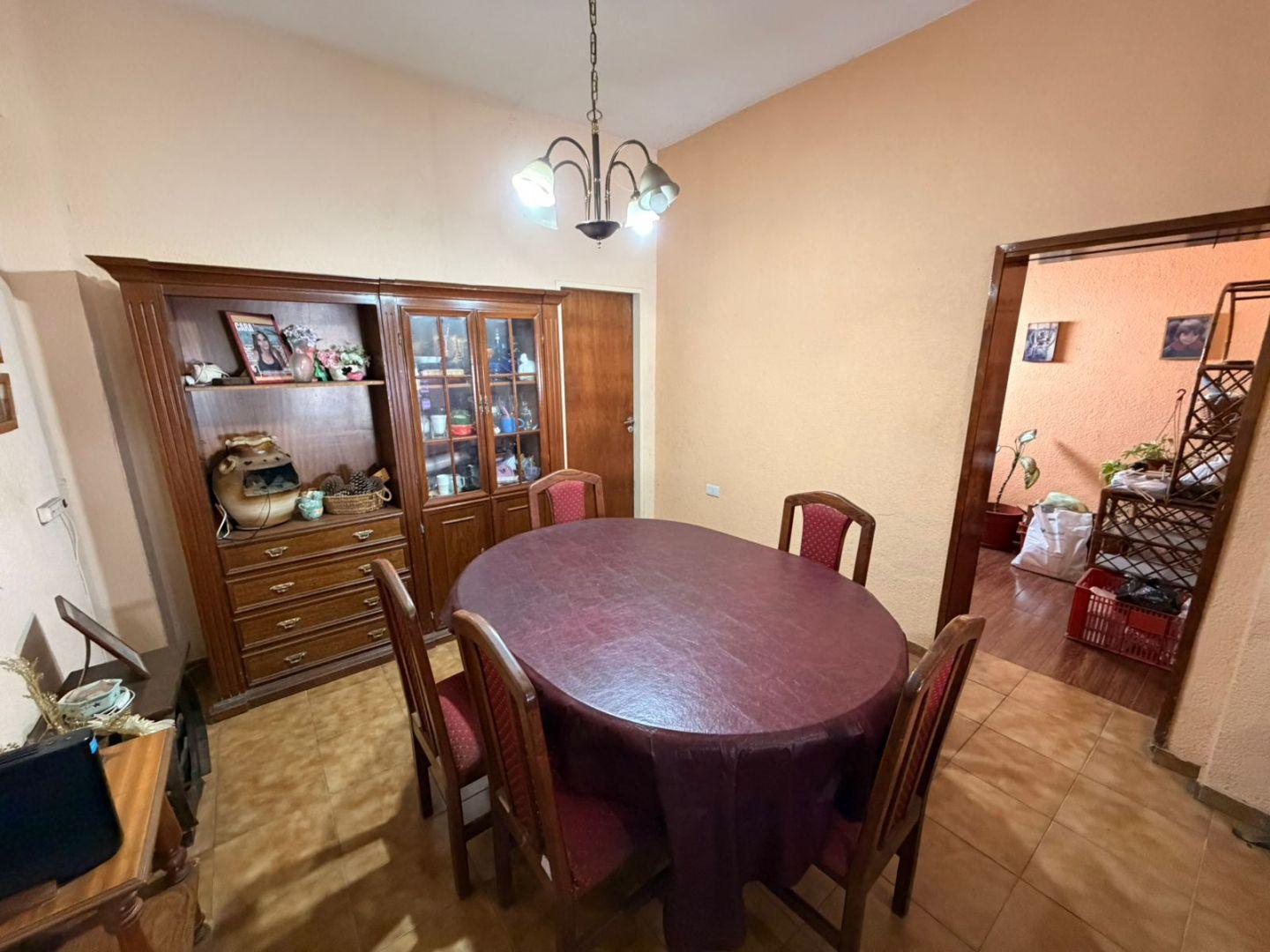 Foto de Casa Lote propio Fondo libre 4 amb Cochera Piscina Venta Ramos Mejia, imagen 4