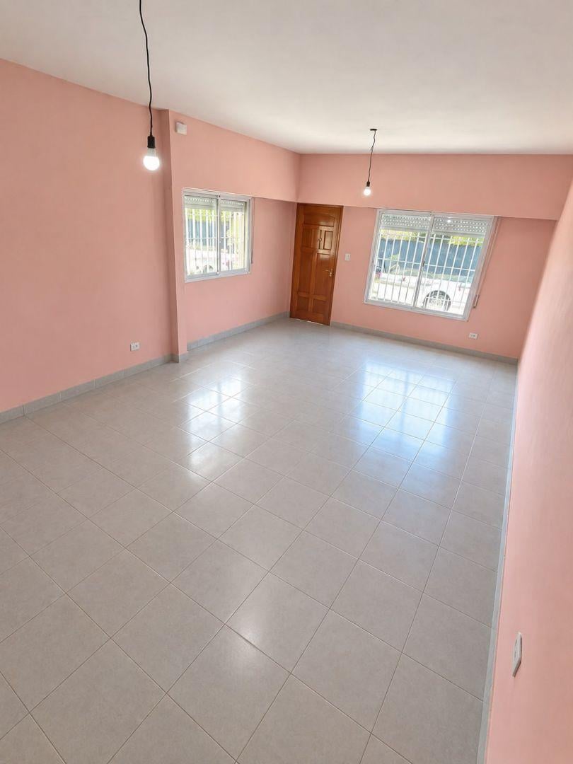 Foto de Casa 4 amb cochera Patio Venta Ramos Mejia, imagen 5