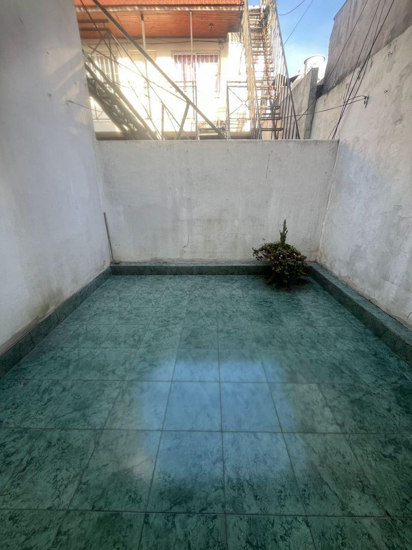 Foto de duplex 3 amb con patio- acepta mascota pequeña- Valor $700.000, imagen 5