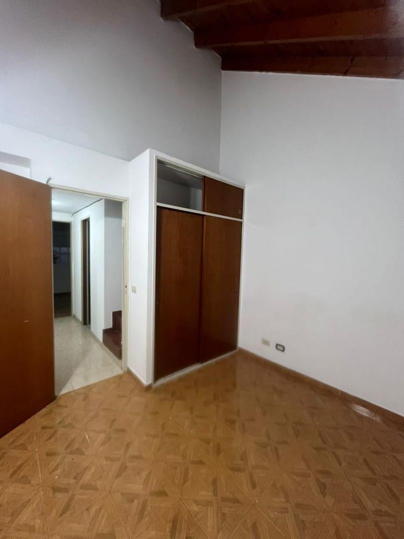 Foto de triplex 4 amb con patio $820.000, imagen 3
