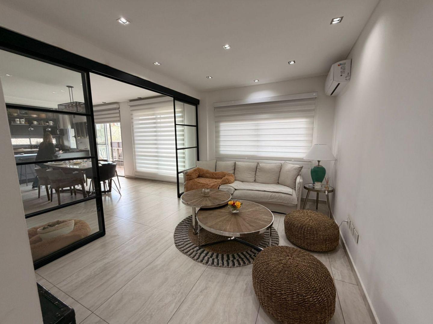 Foto de Departamento 5 amb Frente Balcon Cochera Venta Ramos Mejia, imagen 2