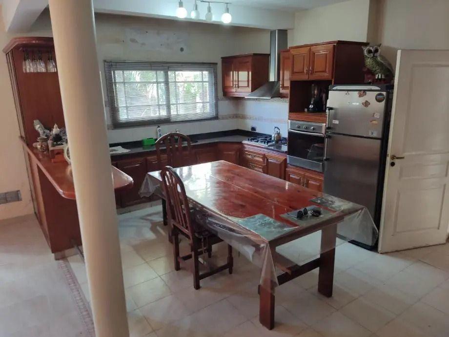 Foto de Hermoso Chalet 4 Amb Cochera Fondo Venta Ramos Mejia Centro, imagen 4