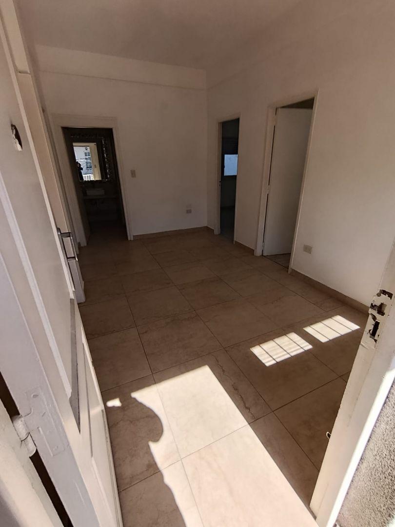 Foto de Casa 4 amb Frente S/exp Ramos Mejia Alquiler, imagen 2