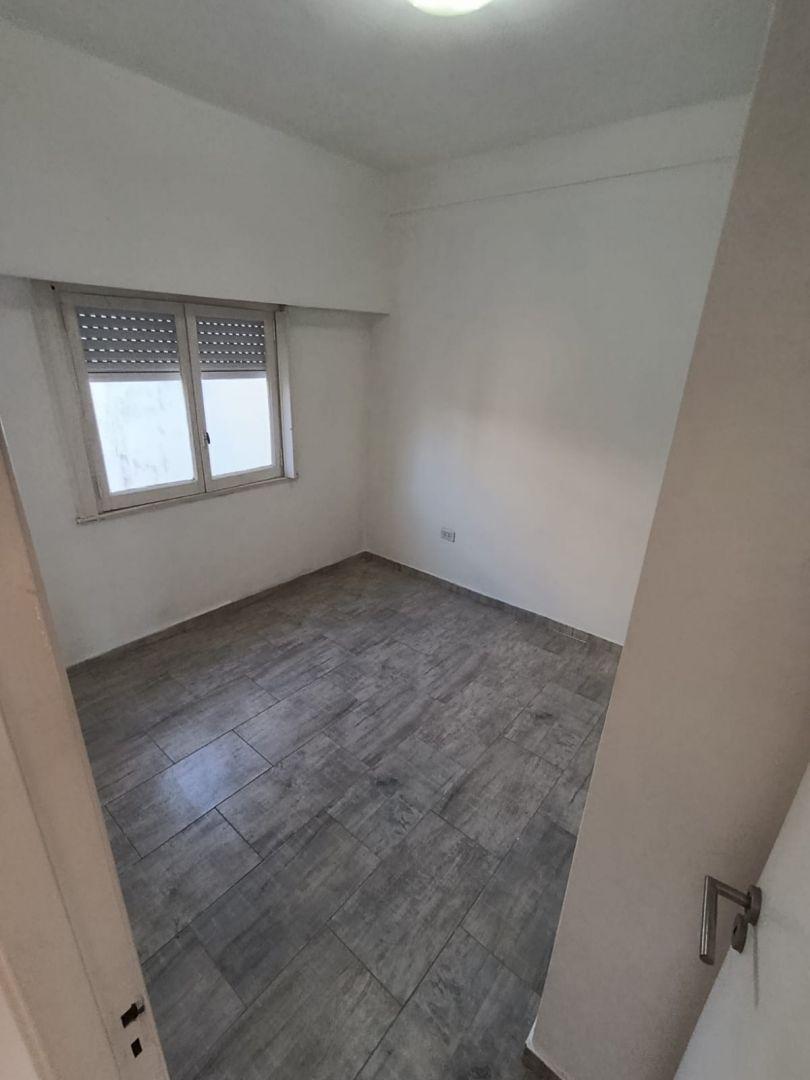 Foto de Casa 4 amb Frente S/exp Ramos Mejia Alquiler, imagen 3
