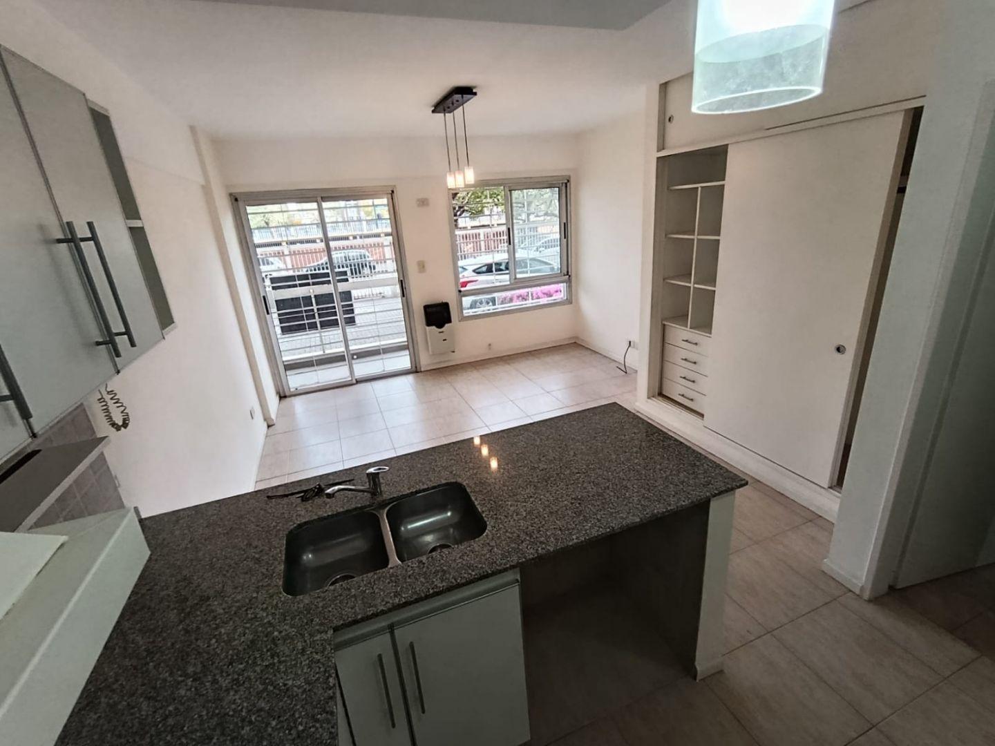 Foto de Departamento 1 amb Frente Balcon Alquiler Haedo, imagen 1