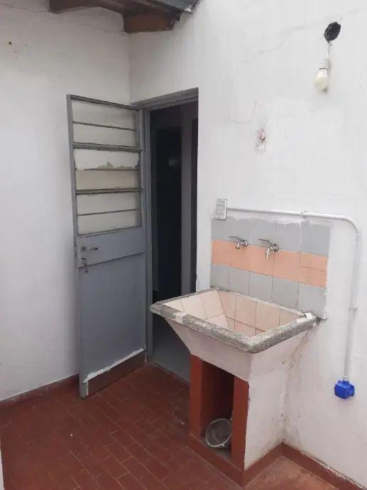 Foto de Galpon con 3 deptos Lote propio Venta Ramos Mejia, imagen 4