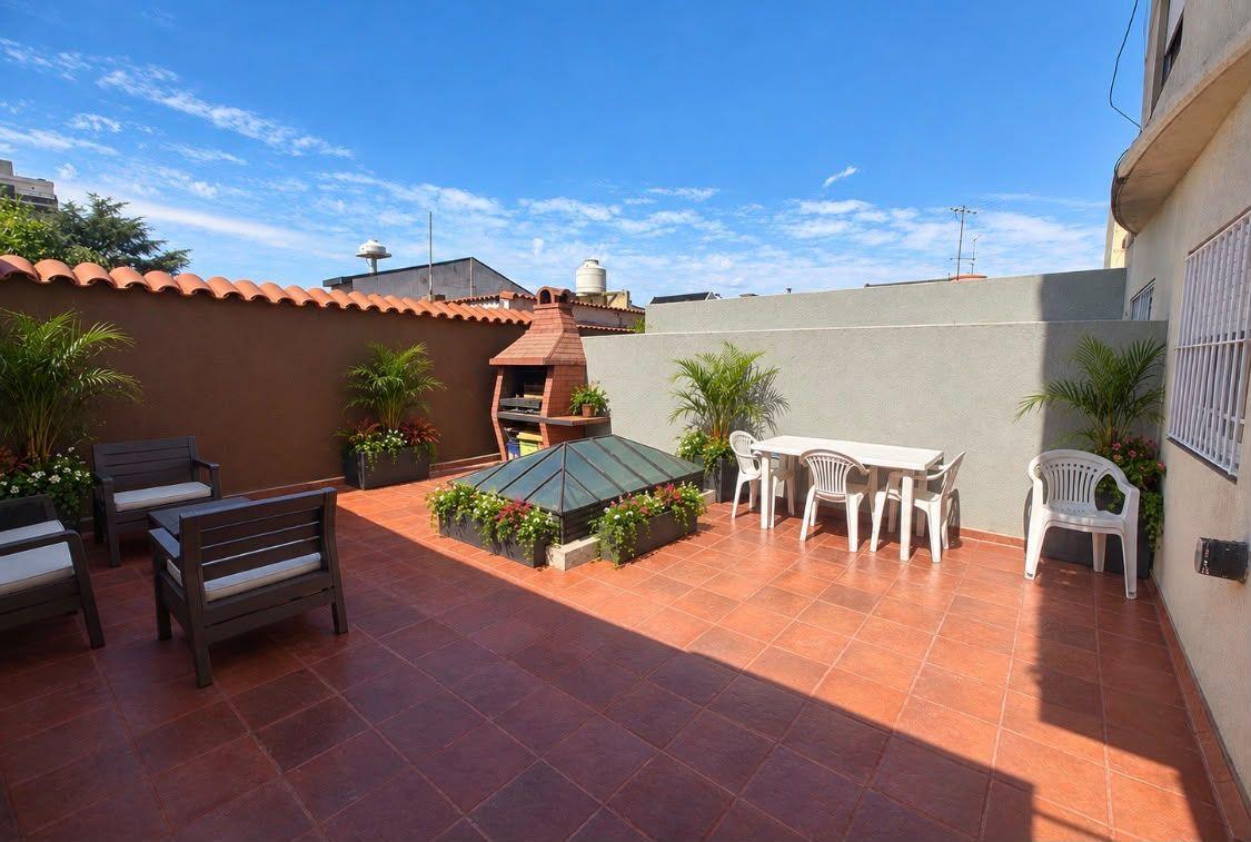 Foto de Departamento 2 ambientes Patio Cochera Venta Ramos Mejia, imagen 2