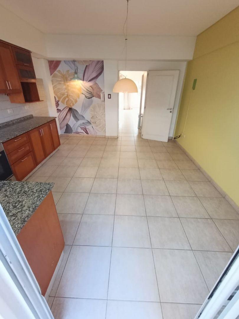 Foto de Triplex 4 amb Cochera Venta Ramos Mejia OPORTUNIDAD, imagen 5