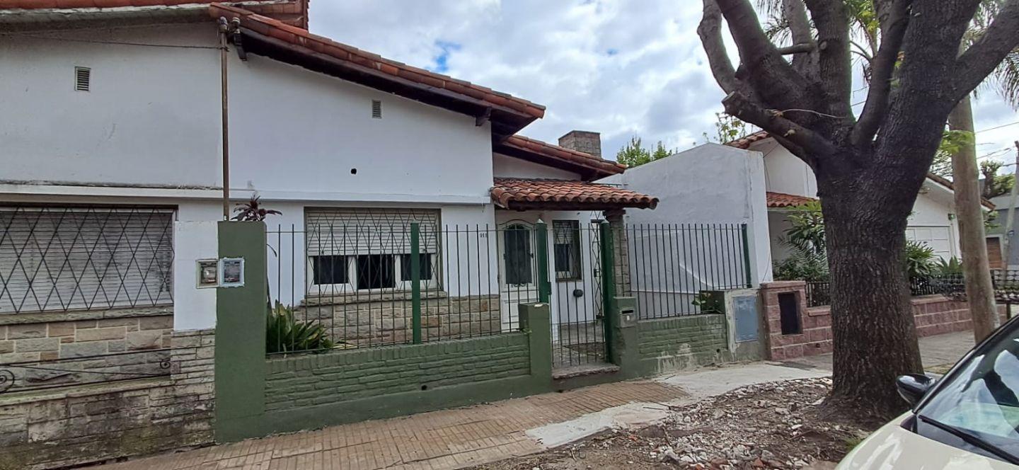 Foto de Casa 3 amb Frente PB Alquiler Ramos Mejia, imagen 2