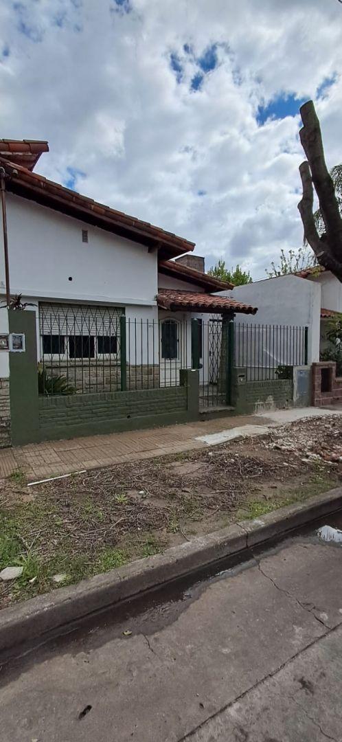 Foto de Casa 3 amb Frente PB Alquiler Ramos Mejia, imagen 1
