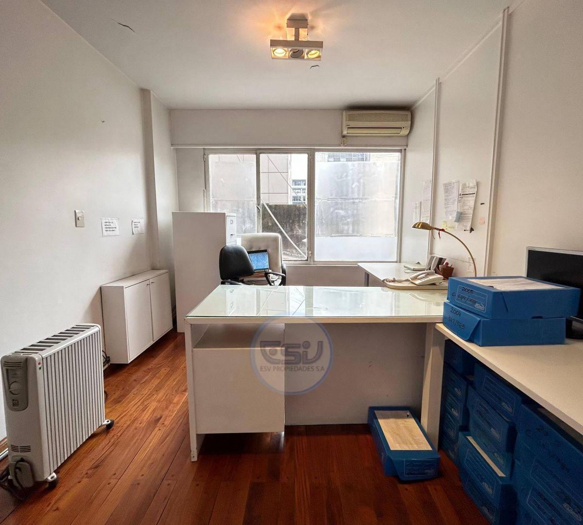 Venta Oficina 180 m² Microcentro 2