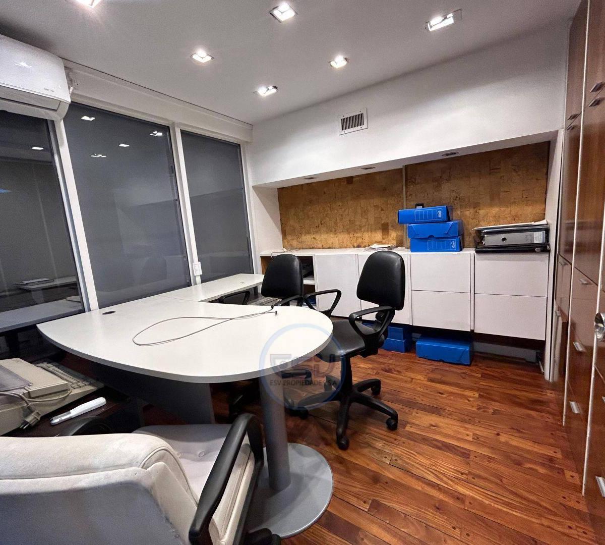 Venta Oficina 180 m² Microcentro 5