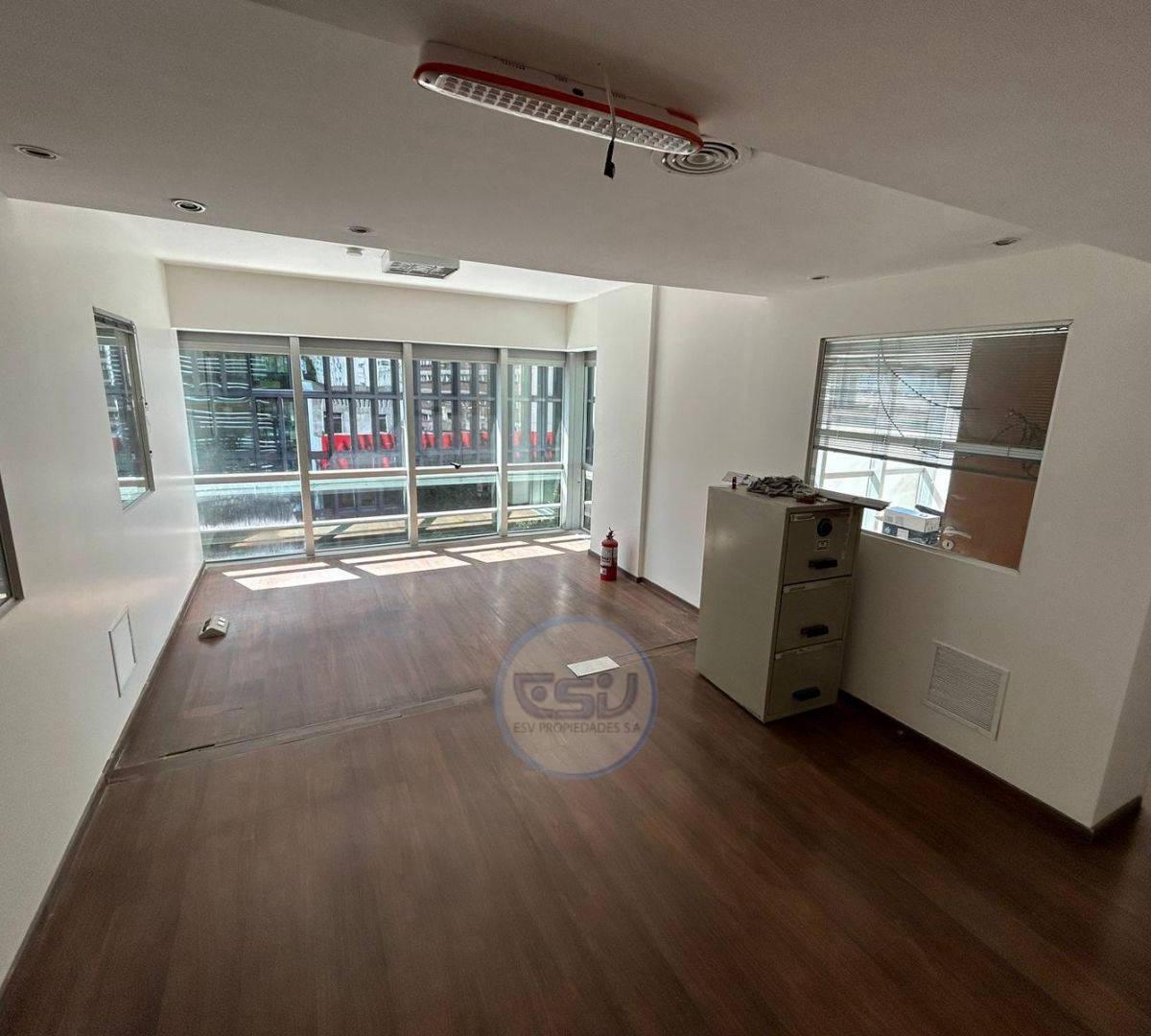 Venta Oficina Puerto Madero con Cochera 3