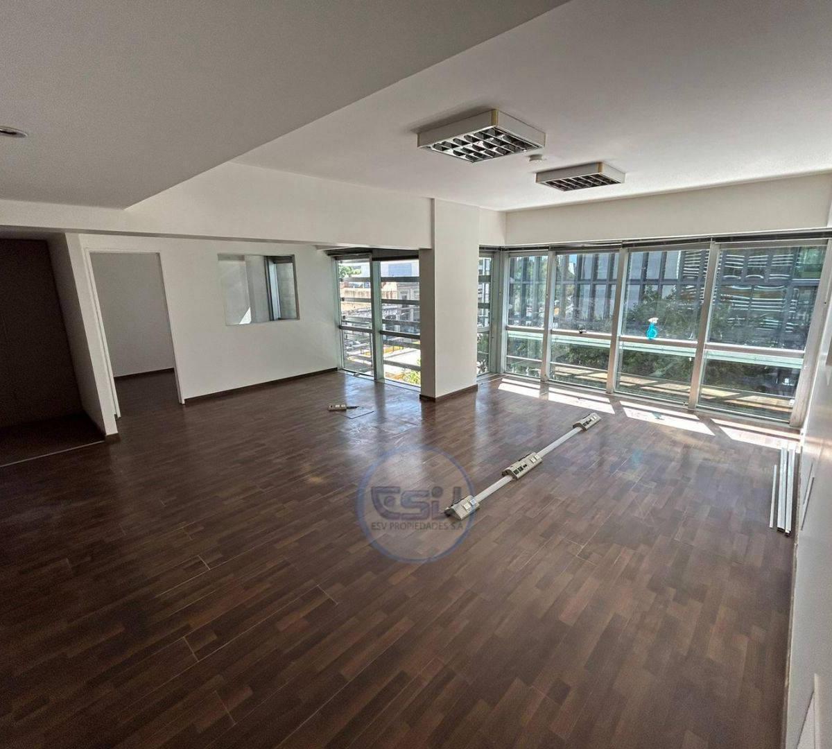 Venta Oficina Puerto Madero con Cochera 2