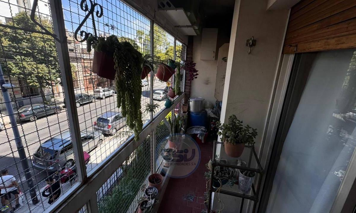 Venta Flores Departamento 3 Amb Frente Cochera 2