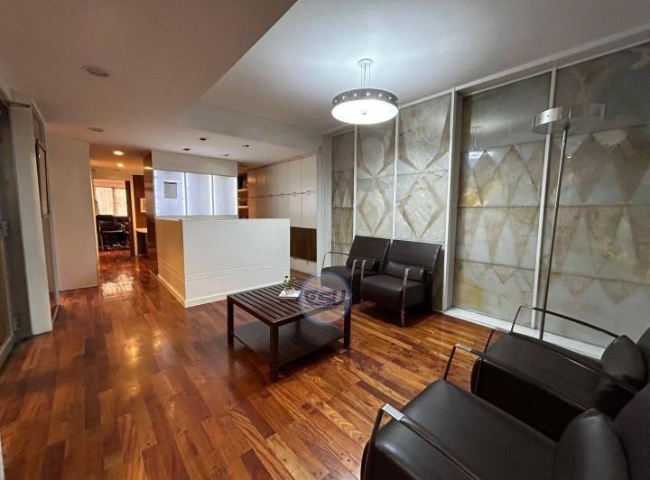 VENTA OFICINA MICROCENTRO 180m2 4